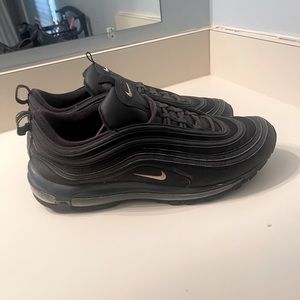 NIKE Air Max 97